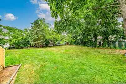1387 Liberty Avenue, North Bellmore, NY 11710 - Photo 19