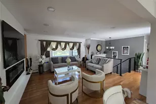1280 Church St, Bohemia, NY 11716 - Photo 7