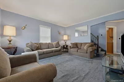 210 Madison Street, Franklin Square, NY 11010 - Photo 17