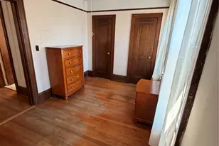 58-10 32nd Ave, Woodside, NY 11377 - Photo 17