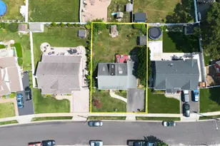 18 Plymouth Rd, Massapequa, NY 11758 - Photo 15