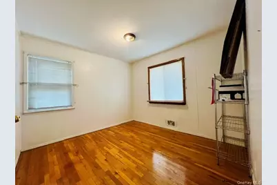 18 Plymouth Road, Massapequa, NY 11758 - Photo 7