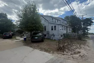 10 Greenwich Ave, Bayville, NY 11709 - Photo 3