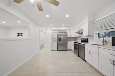 [Address not provided], Lindenhurst, NY 11757 - Photo 1