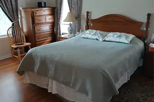 5127 Village Cir E, Manorville, NY 11949 - Photo 17