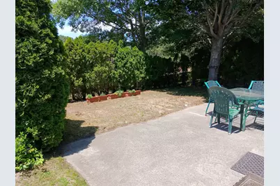 5127 Village Circle E, Manorville, NY 11949 - Photo 3
