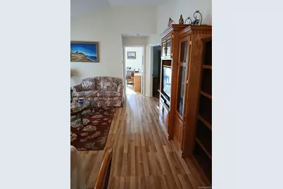 5127 Village Circle E, Manorville, NY 11949 - Photo 13