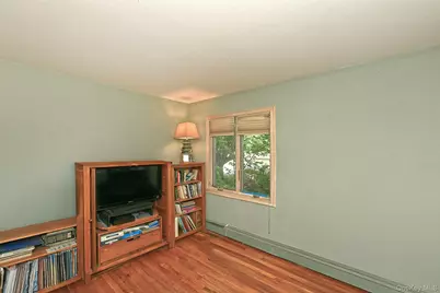 265 Sixth Avenue, Saint James, NY 11780 - Photo 15