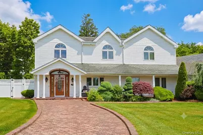 79 Constellation Road, Levittown, NY 11756 - Photo 1
