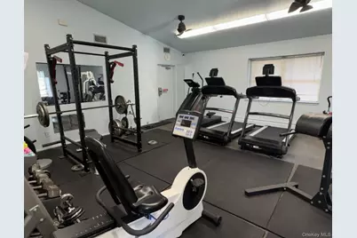 2453 D Union Boulevard #4A, Islip, NY 11751 - Photo 13