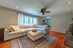 20 Bayside Ave, Medford, NY 11763 - Photo 3