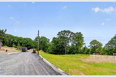 9 Lindenwood Lane, Newburgh, NY 12550 - Photo 13