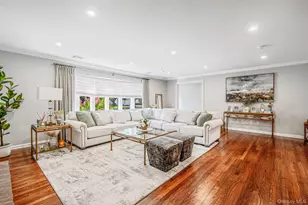 61 Lauren Ave, Dix Hills, NY 11746 - Photo 7