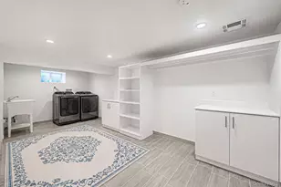 61 Lauren Ave, Dix Hills, NY 11746 - Photo 33