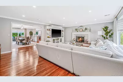 61 Lauren Avenue, Dix Hills, NY 11746 - Photo 9
