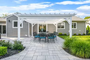 61 Lauren Ave, Dix Hills, NY 11746 - Photo 41