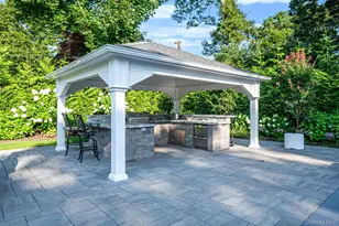 61 Lauren Ave, Dix Hills, NY 11746 - Photo 45