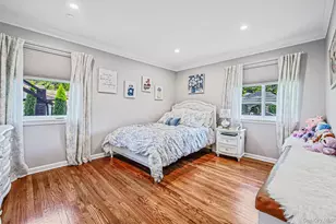 61 Lauren Ave, Dix Hills, NY 11746 - Photo 17