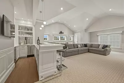 192 Burtis Lane, Muttontown, NY 11791 - Photo 19
