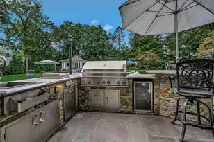 192 Burtis Ln, Muttontown, NY 11791 - Photo 39