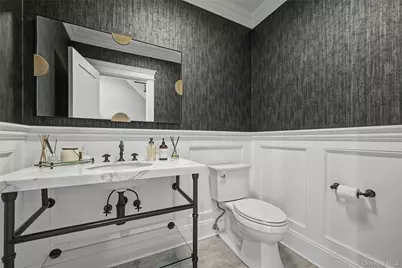 192 Burtis Lane, Muttontown, NY 11791 - Photo 9