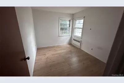 10324 121st Street, Richmond Hill, NY 11419 - Photo 13