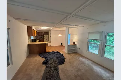 101 West Lane #42B Witt Lane, Riverhead, NY 11901 - Photo 3