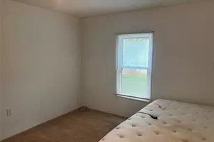 101 West Ln, Riverhead, NY 11901 - Photo 21
