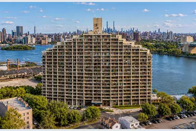 25-40 Shore Boulevard #15Q, Astoria, NY 11102 - Photo 1
