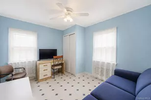 136 Sioux St, Ronkonkoma, NY 11779 - Photo 15