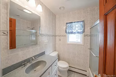 136 Sioux Street, Ronkonkoma, NY 11779 - Photo 9