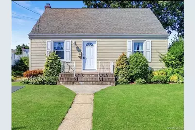 4 West Court, Bethpage, NY 11714 - Photo 1