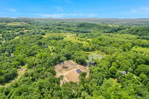 625 Traver Rd, Pleasant Valley, NY 12569 - Photo 17