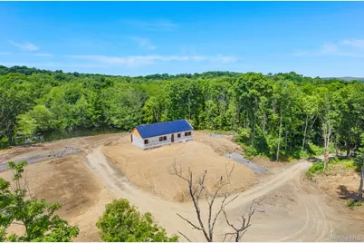 625 Traver Road, Pleasant Valley, NY 12569 - Photo 3
