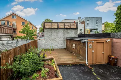 2889 Zulette Avenue, Bronx, NY 10461 - Photo 17