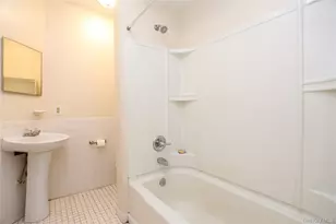 144 St James St, Kingston, NY 12401 - Photo 15