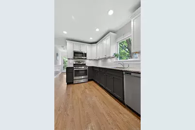 96 School Street, Oyster Bay, NY 11771 - Photo 15