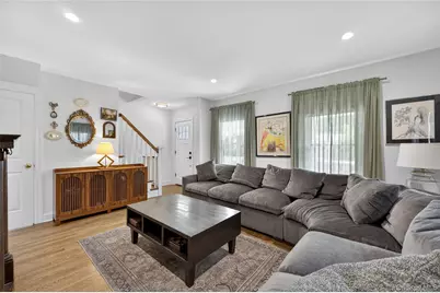 96 School Street, Oyster Bay, NY 11771 - Photo 5