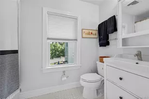 96 School St, Oyster Bay, NY 11771 - Photo 33