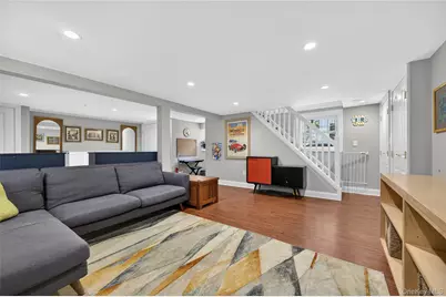 96 School Street, Oyster Bay, NY 11771 - Photo 37