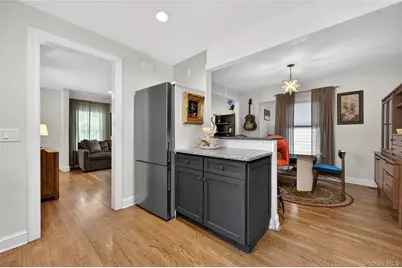 96 School Street, Oyster Bay, NY 11771 - Photo 17