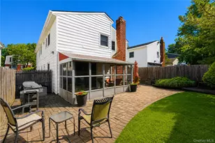 47 Stanley Cir, New York, NY 10308 - Photo 37