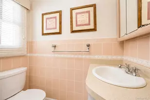 47 Stanley Cir, New York, NY 10308 - Photo 21