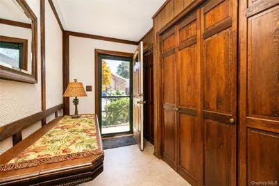 47 Stanley Circle, New York, NY 10308 - Photo 23