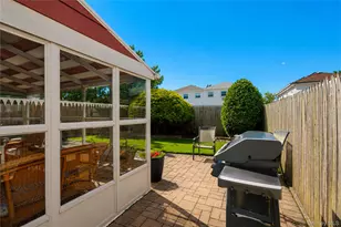 47 Stanley Cir, New York, NY 10308 - Photo 35
