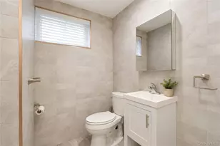 2686 E 12th St, Brooklyn, NY 11235 - Photo 33