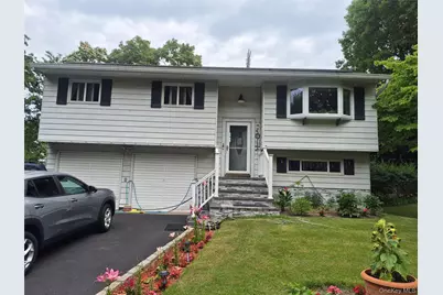 4401 Express Drive N, Ronkonkoma, NY 11779 - Photo 1