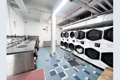 38-25 Parsons Boulevard #5A, Flushing, NY 11354 - Photo 17