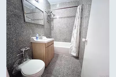 38-25 Parsons Boulevard #5A, Flushing, NY 11354 - Photo 15