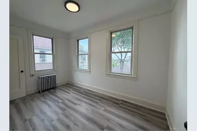 722 E 231st Street, Bronx, NY 10466 - Photo 11